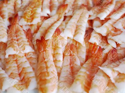a bunch of boiled red prawns