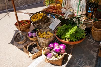 Fruit store