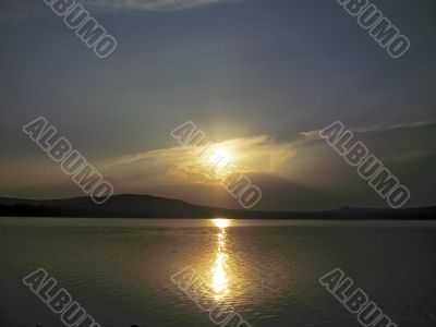 Sunset. Tambukan lake. Summer