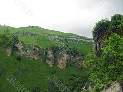 Kings` watrefall. 77 strings