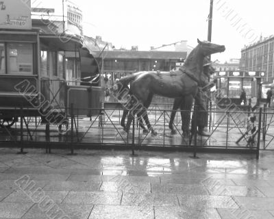 Horses on glidepath.