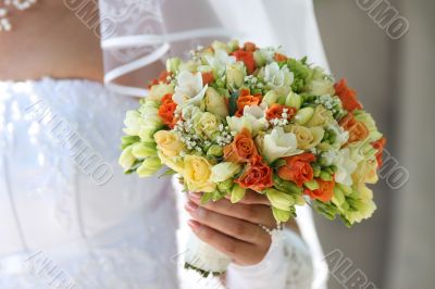Multi-coloured bouquet 1.