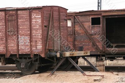 Antique liner-trains