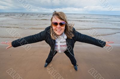 Adult woman at the sea