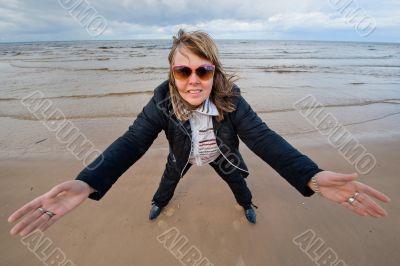 Adult woman at the sea