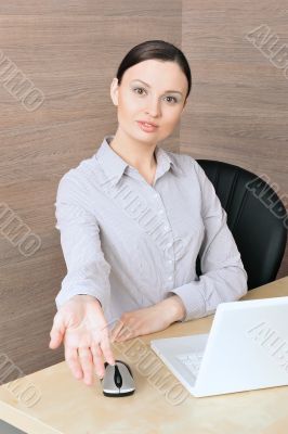 Portrait of a beautiful young businesswoman on the computer, rec