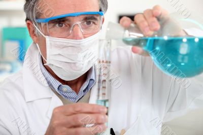 doctor working in the laboratory