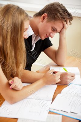 Portrait of a young group of students paying attention and doing