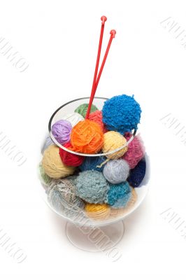 Ball for knitting in glass