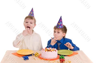 two boy wich cake