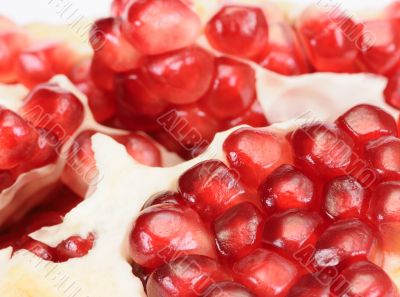 Pomegranate grains