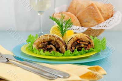  Herring fillets baked with mushrooms and cheese