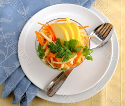  Celery salad with carrot and apple