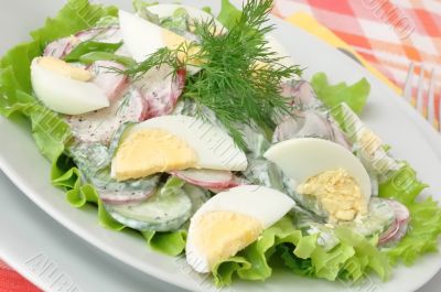  salad with egg