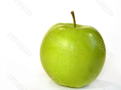 Delicious apple on white 