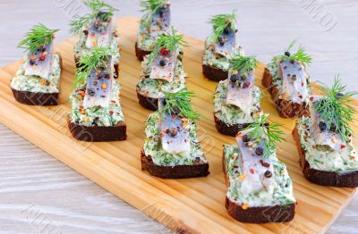 Snack rye bread and herring