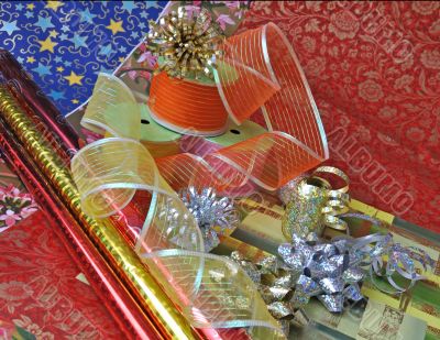 Gift wrapping paper Gift wrapping paper