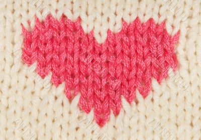 knit red heart