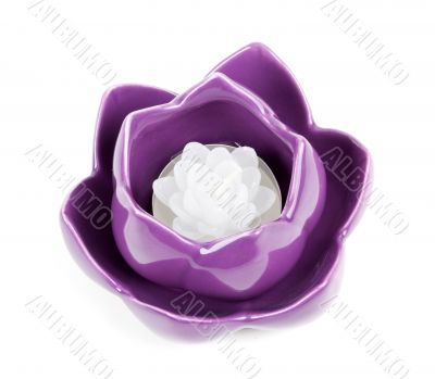 Candle in the form of porcelain violet
