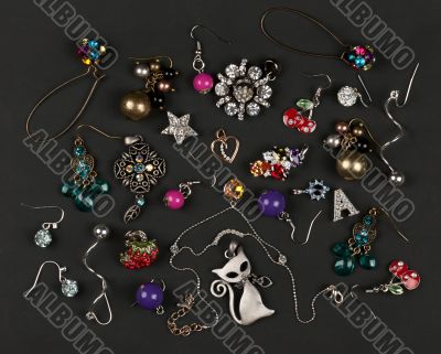 jewelery, earrings