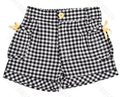 plaid shorts with pockets