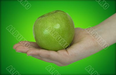 Green apple is in my hand