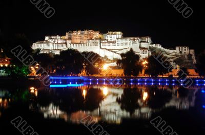 Night scenes of Potala Palace Night scenes of Potala Palace