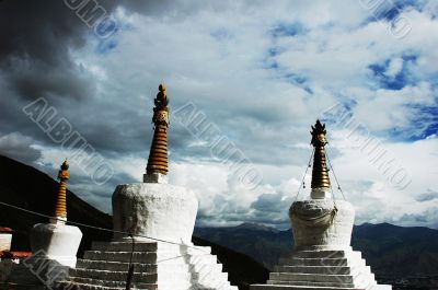 Tibetan stupa