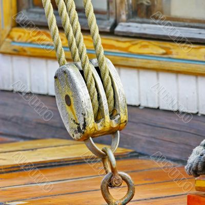 Ship rigging