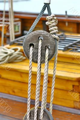 Ship rigging