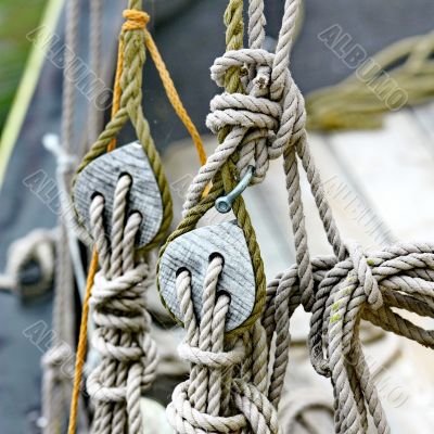 Ship rigging