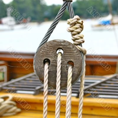 Ship rigging