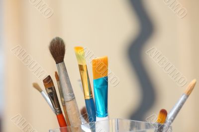  Brushes