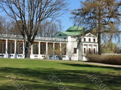 White colonnade with rotunda