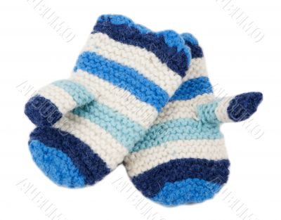 Warm knit gloves