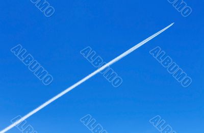 trace of an airplane