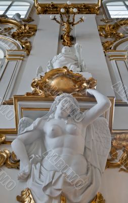 marble statue of a naked girl