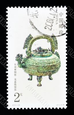 CHINA - CIRCA 2003: A Stamp printed in China shows the ancient bronze ware , circa 2003