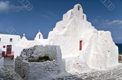  Church of Panaghia Paraportiani 