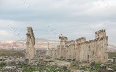 Apamea &ndash; it&rsquo;s a trace of antique power and shine