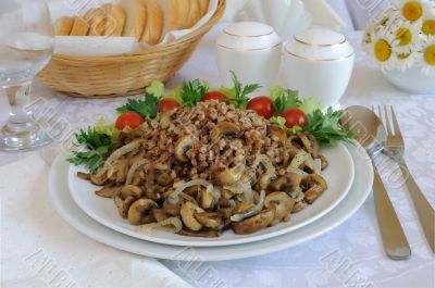 Buckwheat porridge with mushrooms and onions 