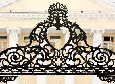 black openwork lattice