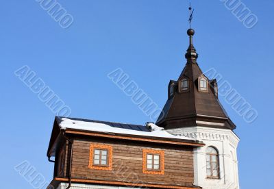 Wall tower of the St. Nicholas Berlyukovsky Monastery 