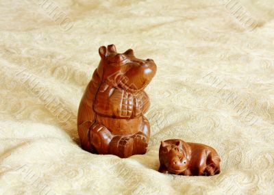 Figures of animals made of wood