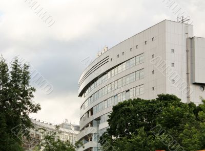 High-tech style building