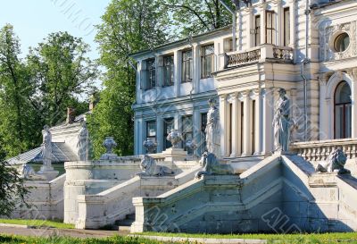 Main entrance of the ancient palace 