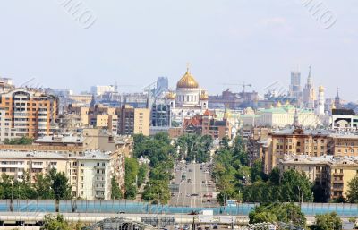 Golden domes of the orthodox temple