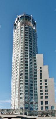 High-tech style building