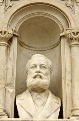 Sculptural portrait of white marble