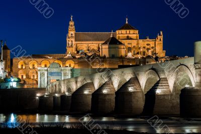 Mezquita and roman bridge